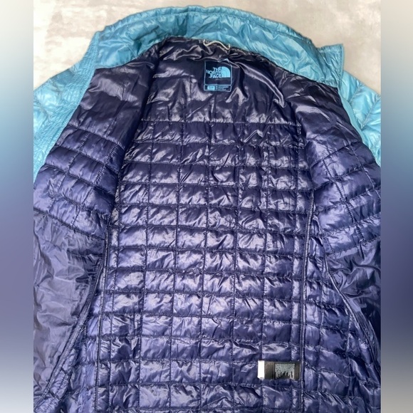 North face thermoball puffer jacket - Picture 6 of 14